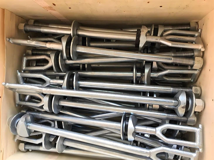 HATCH COVER CLEAT